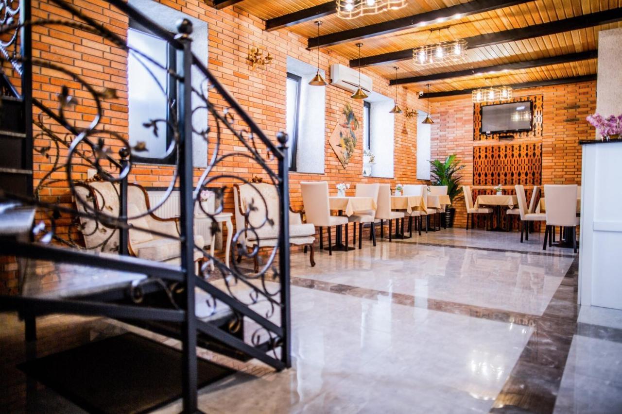 Old Georgia Hotel Tbilisi Ngoại thất bức ảnh