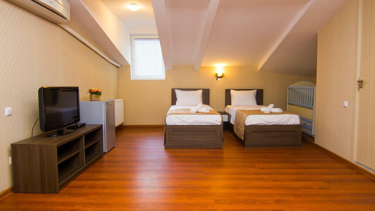 Old Georgia Hotel Tbilisi Ngoại thất bức ảnh